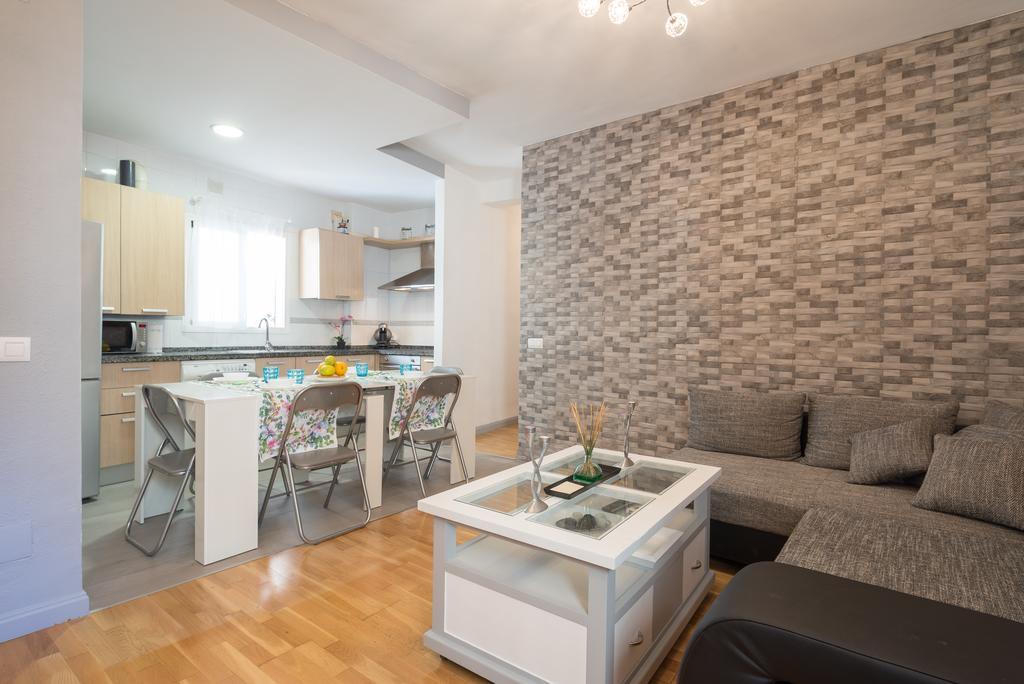 Malagasuite City Center Ollerias Zewnętrze zdjęcie