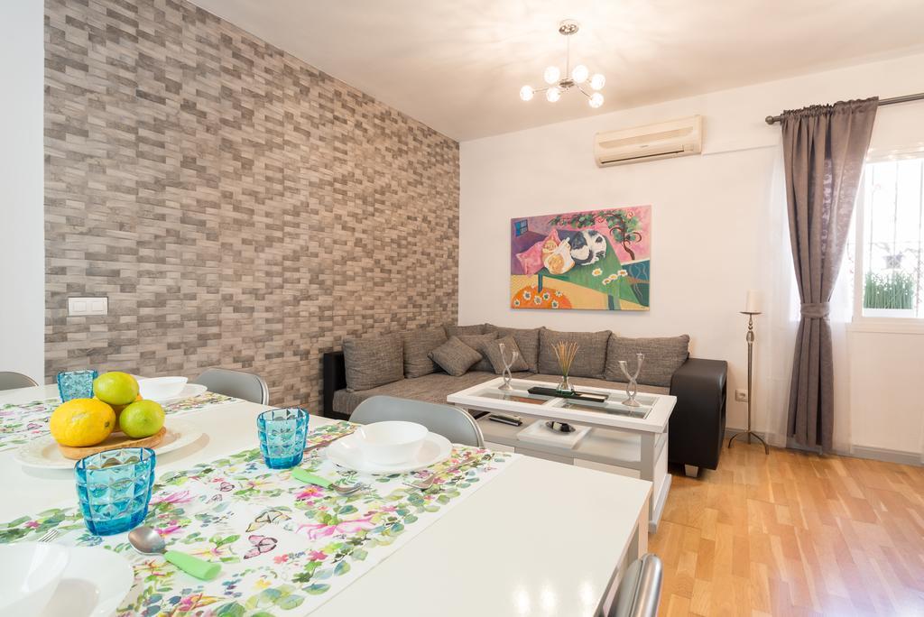 Malagasuite City Center Ollerias Zewnętrze zdjęcie